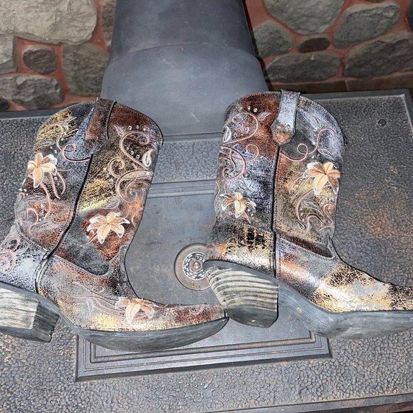 Crush™ by Durango® Women's Rhinestone Embroidered Western Boot Womens Size 10 - Picture 2 of 13